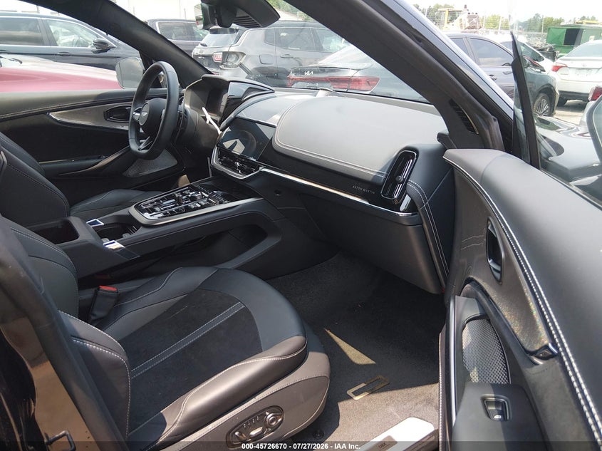 2025 Aston martin Dbx VIN SD7VUJDW2STV12231 IAAI salvage auction — WATER/FLOOD, Salvage (North Carolina), sold $15,100 on 2026-09-21 (photo 5)
