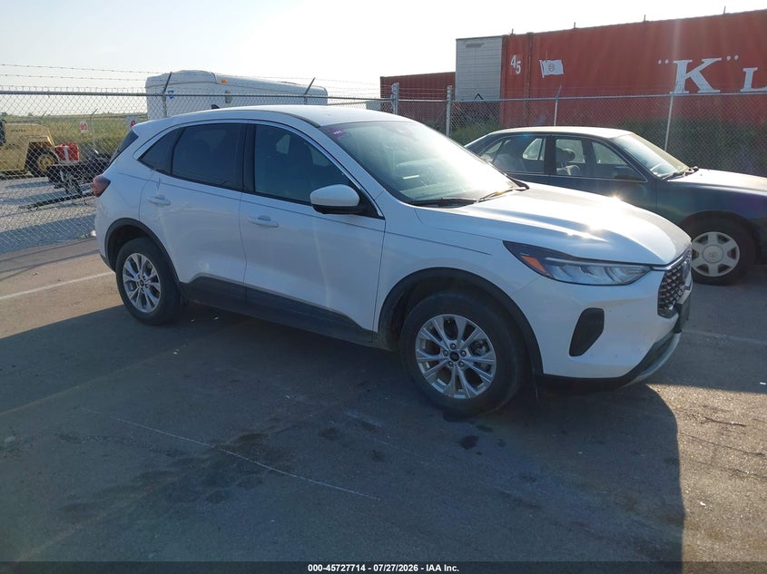 2023 Ford Escape VIN 1FMCU9GN7PUA52800 — IAAI salvage auction photo