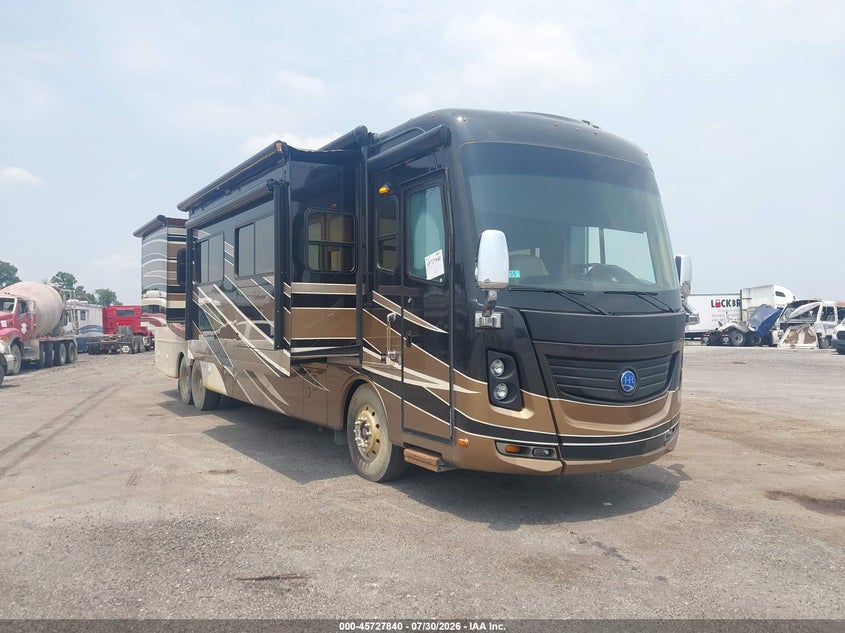 2012 Roadmaster rail Monocoque VIN 51Z4D561XC1056543 — IAAI salvage auction photo