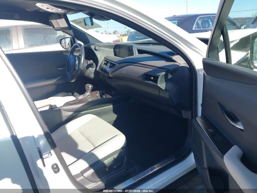 2021 Lexus Ux 250h VIN JTHX9JBH8M2038467 IAAI salvage auction — NORMAL WEAR, Clear - Dealer Only (California), sold $10,100 on 2026-08-27 (photo 5)