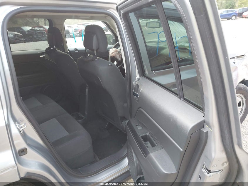 2017 Jeep Liberty (patriot) VIN 1C4NJPBB0HD166596 IAAI salvage auction — FRONT END, Salvage (Pennsylvania), sold $350 on 2026-08-13 (photo 8)