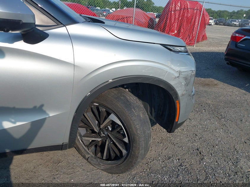 2024 Mitsubishi Outlander VIN JA4J4VA86RZ049068 IAAI salvage auction — RIGHT FRONT, Salvage - 75% Or Less (Maryland), sold $25 on 2026-10-15 (photo 6)