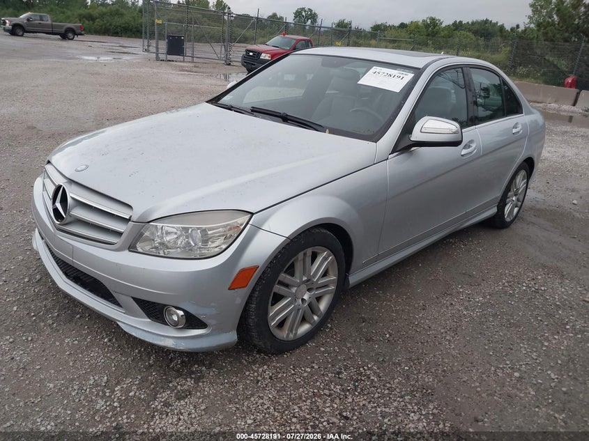 2008 Mercedes-benz C class VIN WDDGF81X38F091559 IAAI salvage auction — RIGHT SIDE, Clear (Wisconsin), sold $525 on 2026-08-04 (photo 2)