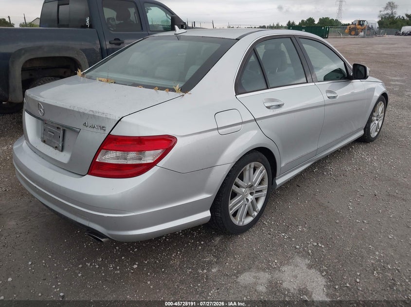 2008 Mercedes-benz C class VIN WDDGF81X38F091559 IAAI salvage auction — RIGHT SIDE, Clear (Wisconsin), sold $525 on 2026-08-04 (photo 4)