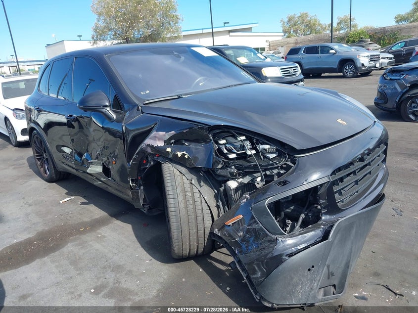 2016 Porsche Cayenne VIN WP1AC2A21GLA88877 IAAI salvage auction — SIDE, Wait Title, sold $11,150 on 2026-09-11 (photo 1)