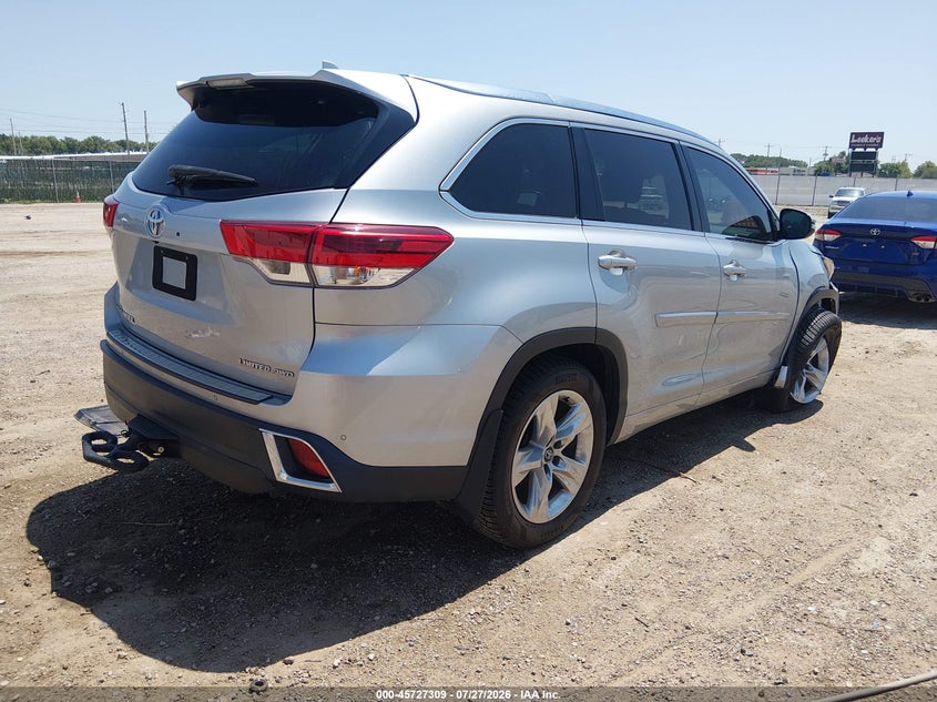 2017 Toyota Highlander VIN 5TDDZRFH4HS397326 IAAI salvage auction — RIGHT FRONT, Salvage Title, sold $9,300 on 2026-08-22 (photo 4)