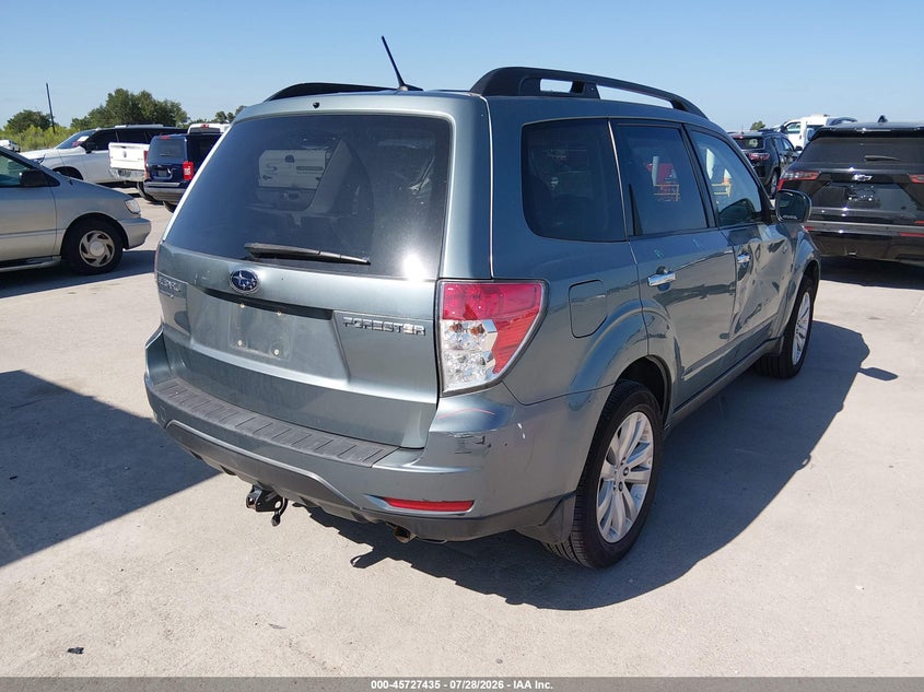 2011 Subaru Forester VIN JF2SHBCC1BH775593 IAAI salvage auction — RIGHT SIDE, Original (Texas), sold $650 on 2026-08-30 (photo 4)