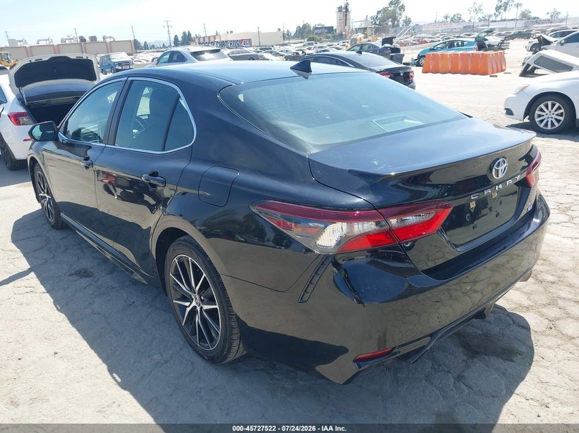 2023 Toyota Camry VIN 4T1G11AK3PU736902 IAAI salvage auction — WATER/FLOOD, Salvage Title, sold $11,400 on 2026-08-03 (photo 3)