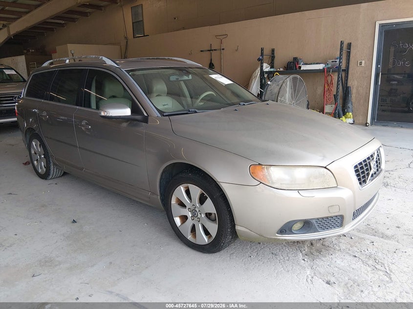 2008 Volvo V70 VIN YV1BW982181011199 IAAI salvage auction — NORMAL WEAR, Clear (Tennessee), sold $750 on 2026-08-10 (photo 1)
