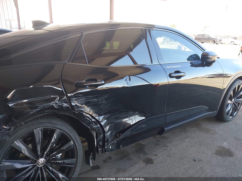 2025 Toyota Crown VIN JTDAAAAF5S3033166 IAAI salvage auction — RIGHT REAR, Salvage (California), sold $20,100 on 2026-09-17 (photo 6)