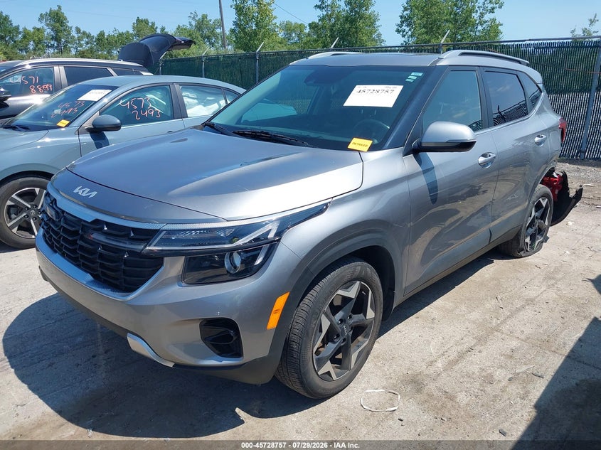 2024 Kia Seltos VIN KNDERCAA1R7597944 IAAI salvage auction — REAR END, Salvage Title, sold $9,700 on 2026-08-18 (photo 2)