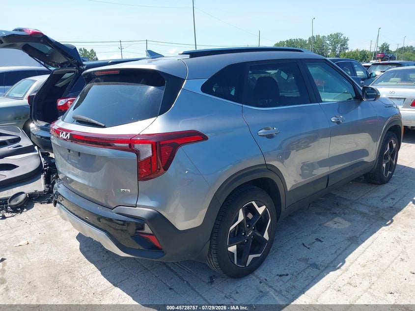 2024 Kia Seltos VIN KNDERCAA1R7597944 IAAI salvage auction — REAR END, Salvage Title, sold $9,700 on 2026-08-18 (photo 4)