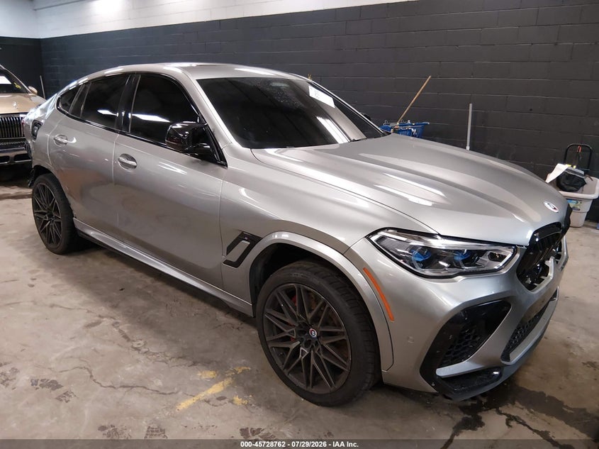 2022 BMW X6 m VIN 5YMCY0C08N9N00595 — IAAI salvage auction photo