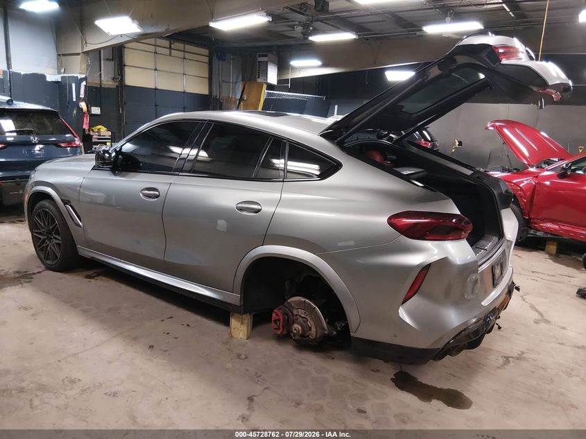 2022 BMW X6 m VIN 5YMCY0C08N9N00595 IAAI salvage auction — REAR END, Wait Title, sold $0 on 2026-09-23 (photo 3)