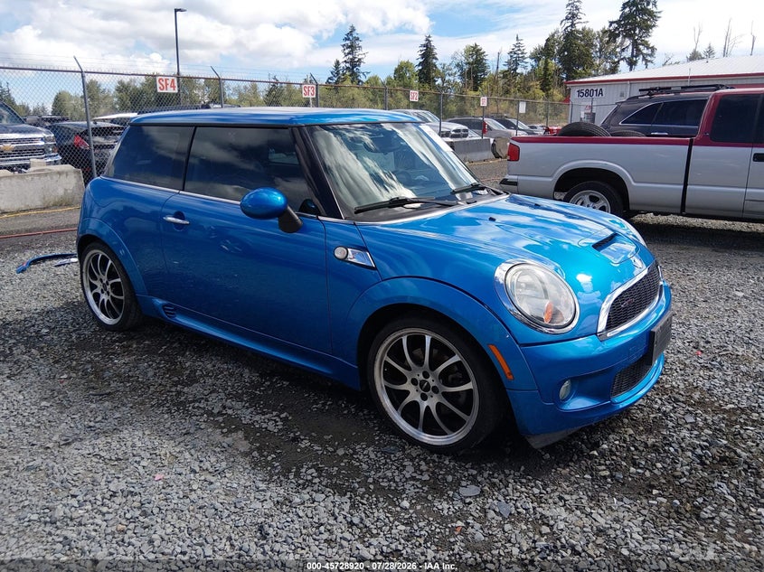 2007 Mini Cooper VIN WMWMF73507TL84870 IAAI salvage auction — SIDE, Bill Of Sale (Washington), sold $875 on 2026-08-10 (photo 1)