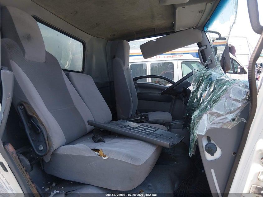 2019 Isuzu Npr VIN 54DB4W1B1KS805573 IAAI salvage auction — FRONT END, Salvage (Louisiana), sold $1,000 on 2026-08-17 (photo 7)