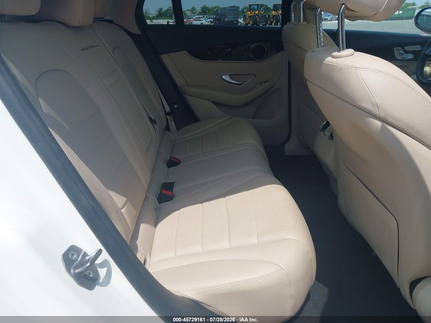2016 Mercedes-benz Glc VIN WDC0G4JBXGF102670 IAAI salvage auction — ELECTRICAL, Salvage Title, sold $4,200 on 2026-08-17 (photo 8)
