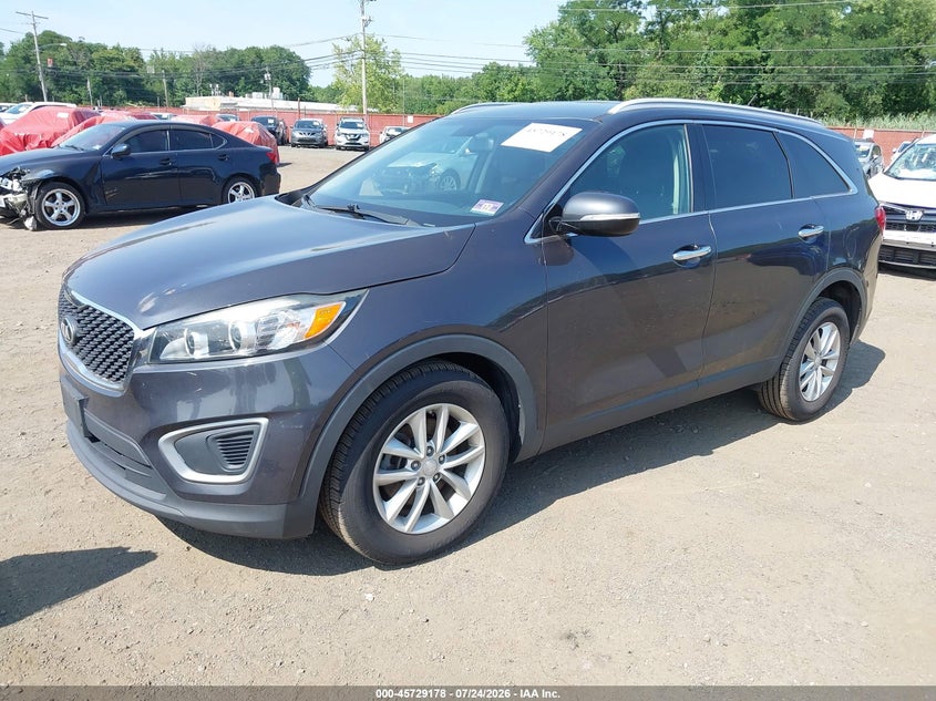 2017 Kia Sorento VIN 5XYPG4A38HG294506 IAAI salvage auction — NORMAL WEAR, Clear (New Jersey), sold $2,425 on 2026-08-01 (photo 2)