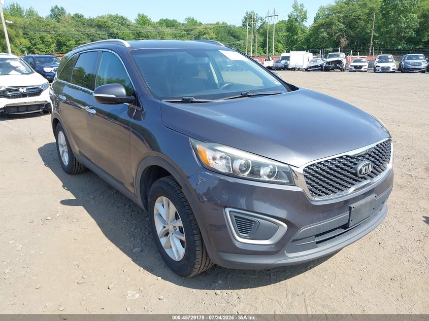 2017 Kia Sorento VIN 5XYPG4A38HG294506 IAAI salvage auction — NORMAL WEAR, Clear (New Jersey), sold $2,425 on 2026-08-01 (photo 6)