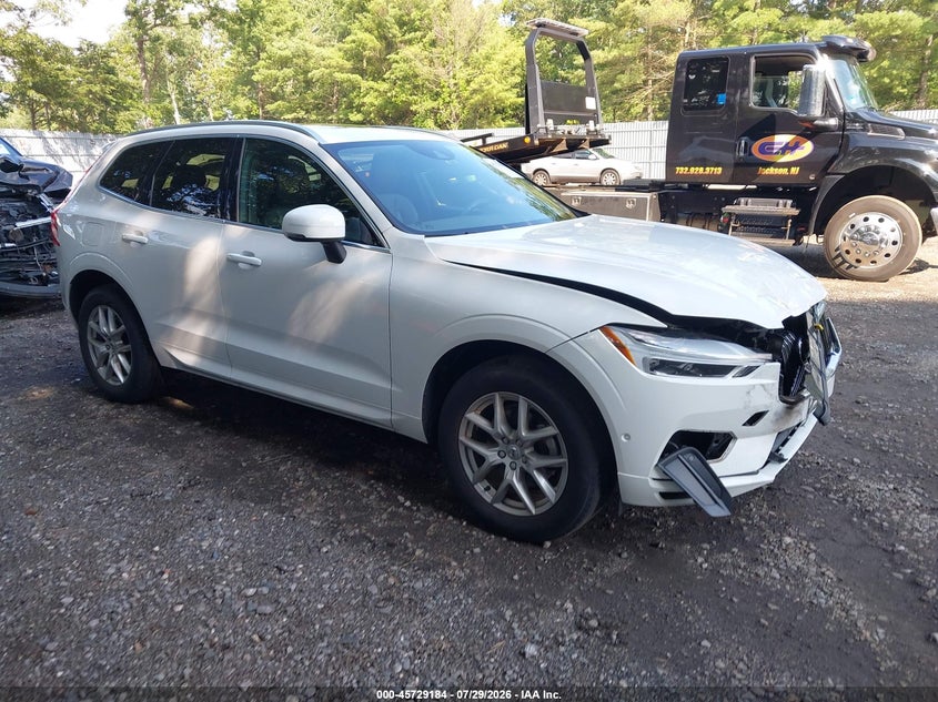 2019 Volvo Xc60 VIN LYV102RK1KB325900 — IAAI salvage auction photo