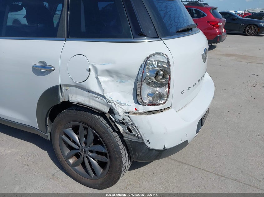 2014 Mini Countryman VIN WMWZB3C56EWR37950 IAAI salvage auction — REAR END, Salvage Title, sold $1,200 on 2026-08-12 (photo 6)