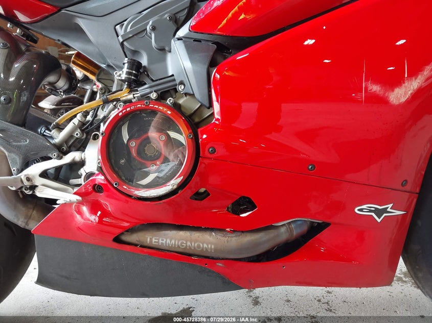 2017 Ducati Panigale VIN ZDM14BYW9HB008633 IAAI salvage auction — SIDE, Mv-907A (New York), sold $4,900 on 2026-08-19 (photo 8)