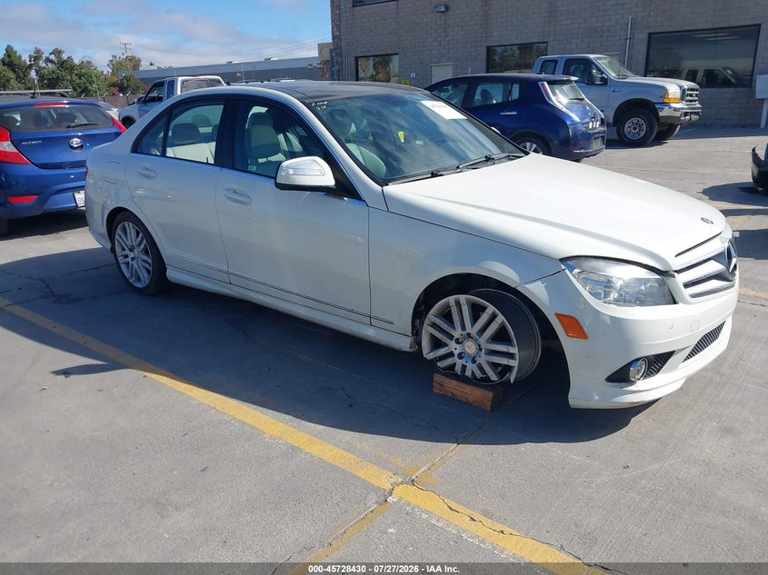 2009 Mercedes-benz C-klasse VIN WDDGF54X59R078323 IAAI salvage auction — ROOF, Salvage (California), sold $725 on 2026-08-20 (photo 1)