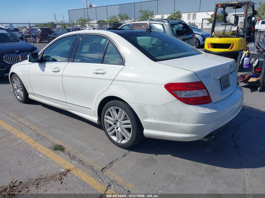 2009 Mercedes-benz C-klasse VIN WDDGF54X59R078323 IAAI salvage auction — ROOF, Salvage (California), sold $725 on 2026-08-20 (photo 3)