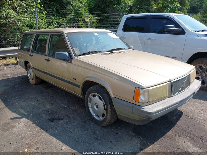 1991 Volvo 740 VIN YV1FA8858M2333539 IAAI salvage auction — NORMAL WEAR, Clear (North Carolina), sold $375 on 2026-08-13 (photo 1)