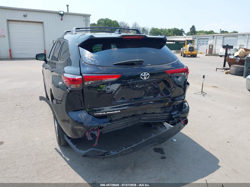 2022 Toyota Highlander VIN 5TDCZRBH6NS584628 IAAI salvage auction — REAR END, Wait Title, sold $10,600 on 2026-08-22 (photo 6)