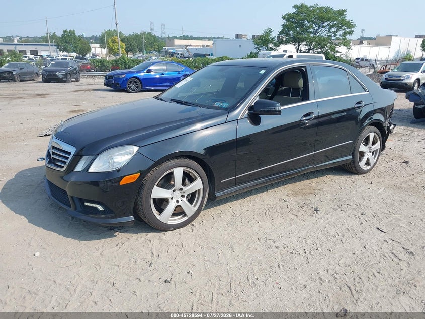 2011 Mercedes-benz E-class VIN WDDHF8HB8BA444820 IAAI salvage auction — REAR END, Salvage (Pennsylvania), sold $925 on 2026-08-10 (photo 2)