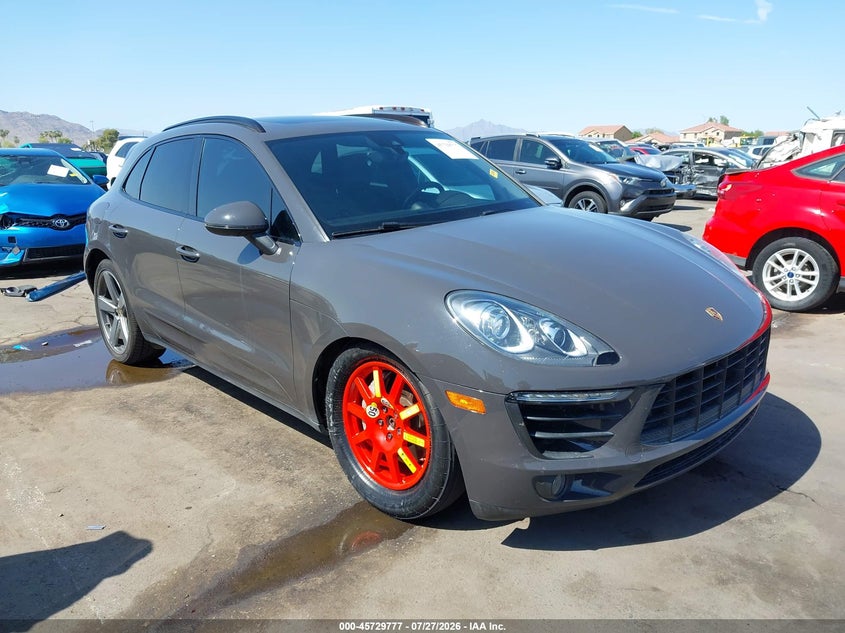 2018 Porsche Macan VIN WP1AB2A53JLB30826 IAAI salvage auction — SIDE, Wait Title, sold $10,100 on 2026-08-08 (photo 1)