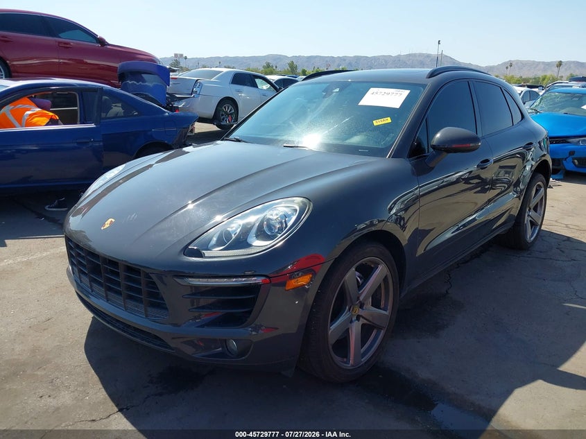 2018 Porsche Macan VIN WP1AB2A53JLB30826 IAAI salvage auction — SIDE, Wait Title, sold $10,100 on 2026-08-08 (photo 2)