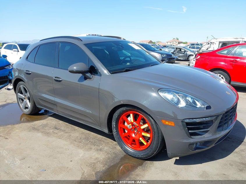 2018 Porsche Macan VIN WP1AB2A53JLB30826 IAAI salvage auction — SIDE, Wait Title, sold $10,100 on 2026-08-08 (photo 6)