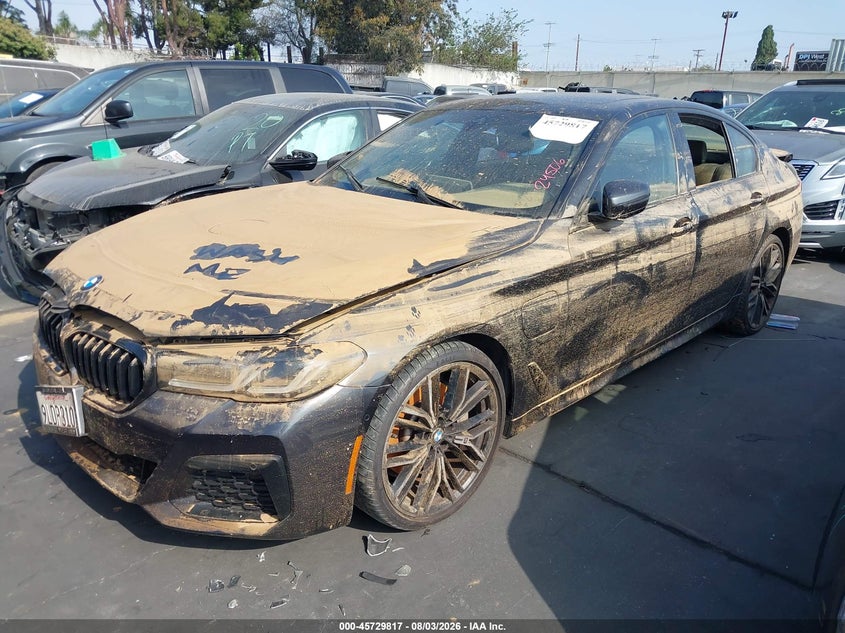 2021 BMW 5er VIN WBA13AG04MCF53391 IAAI salvage auction — WATER/FLOOD, Salvage Title, sold $5,900 on 2026-08-22 (photo 2)