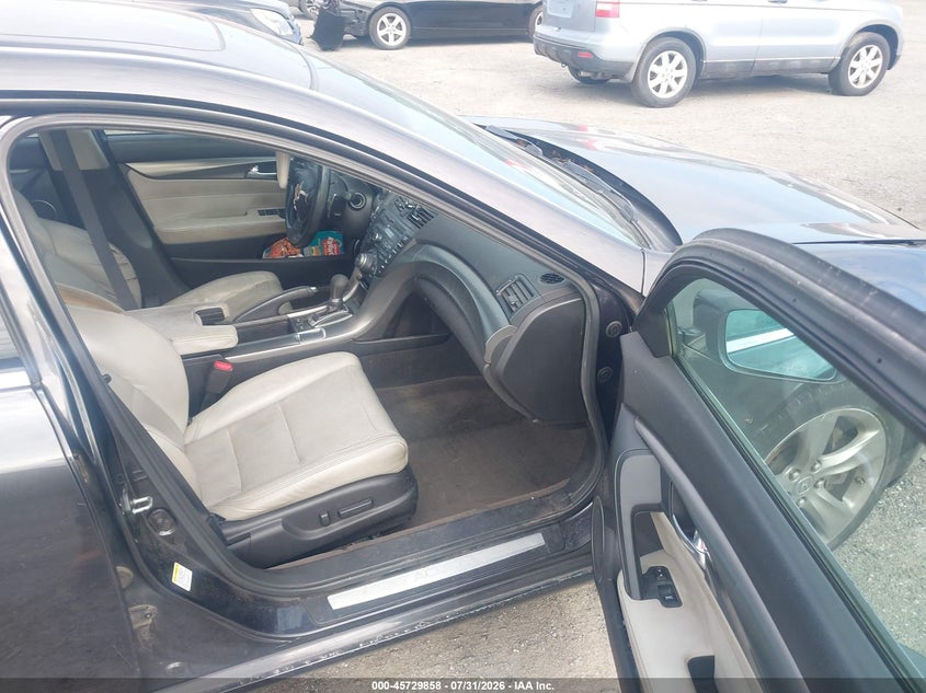 2013 Acura Tl VIN 19UUA9F52DA004090 IAAI salvage auction — NORMAL WEAR, Clear (Delaware), sold $750 on 2026-08-26 (photo 5)