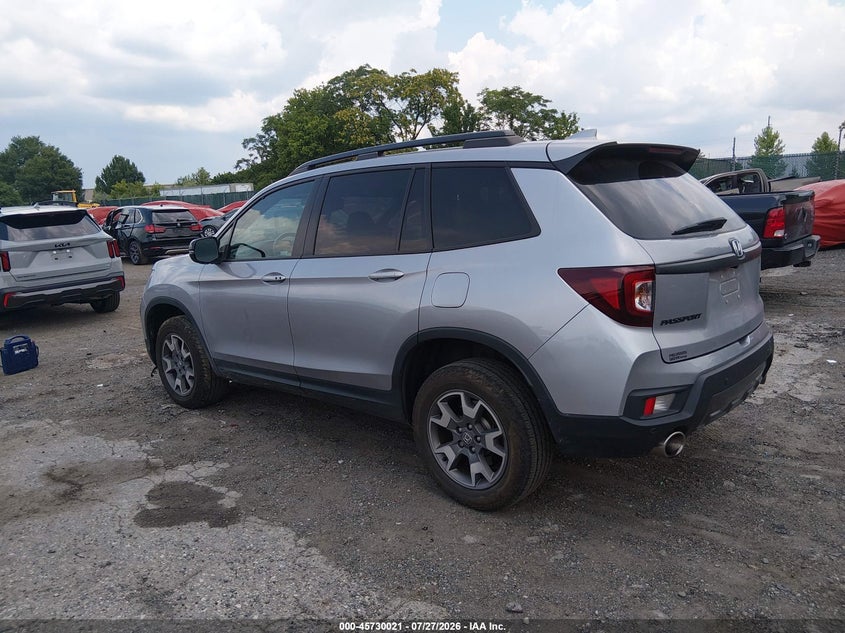 2023 Honda Passport VIN 5FNYF8H65PB035248 IAAI salvage auction — LEFT FRONT, Wait Title, sold $9,200 on 2026-08-28 (photo 3)