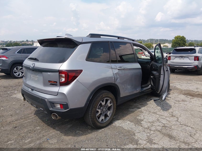 2023 Honda Passport VIN 5FNYF8H65PB035248 IAAI salvage auction — LEFT FRONT, Wait Title, sold $9,200 on 2026-08-28 (photo 4)