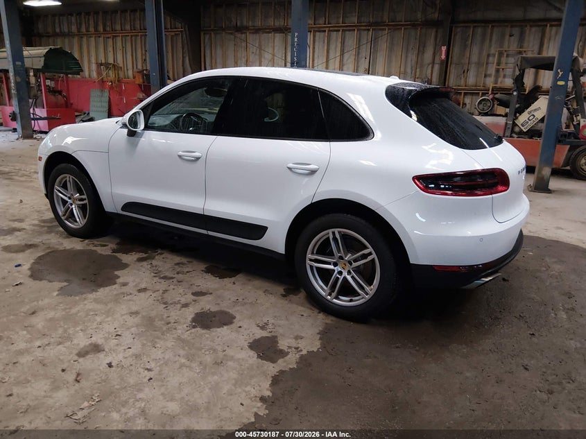 2018 Porsche Macan VIN WP1AA2A5XJLB02511 IAAI salvage auction — REAR END, Salvage (Massachusetts), sold $7,100 on 2026-08-13 (photo 3)