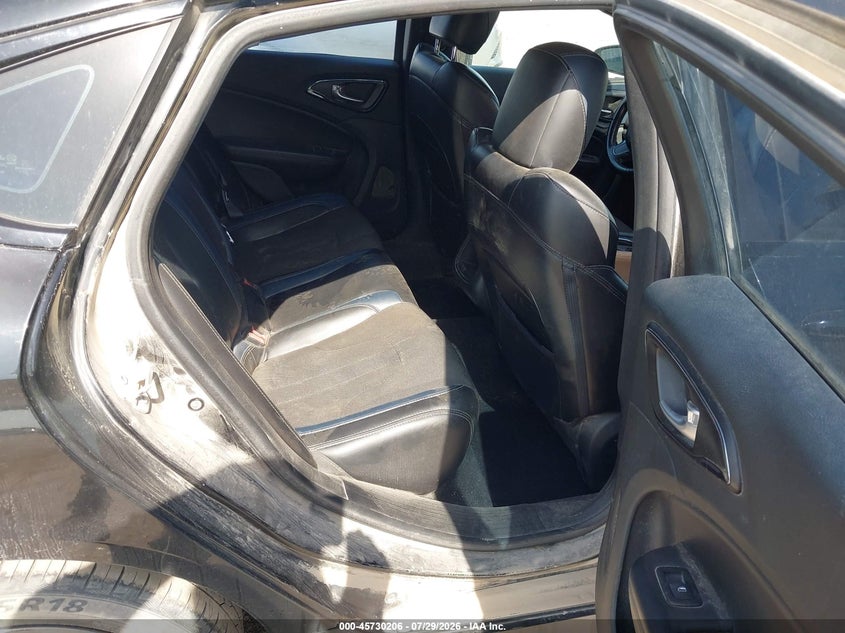 2016 Chrysler 200 VIN 1C3CCCBB7GN139385 IAAI salvage auction — LEFT SIDE, Wait Title, sold $700 on 2026-09-16 (photo 8)
