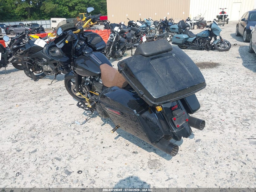 2020 Harley-davidson Road glide VIN 1HD1KTP12LB612576 IAAI salvage auction — SIDE, Salvage (Georgia), sold $8,400 on 2026-09-09 (photo 3)