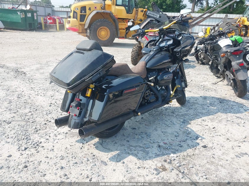 2020 Harley-davidson Road glide VIN 1HD1KTP12LB612576 IAAI salvage auction — SIDE, Salvage (Georgia), sold $8,400 on 2026-09-09 (photo 4)