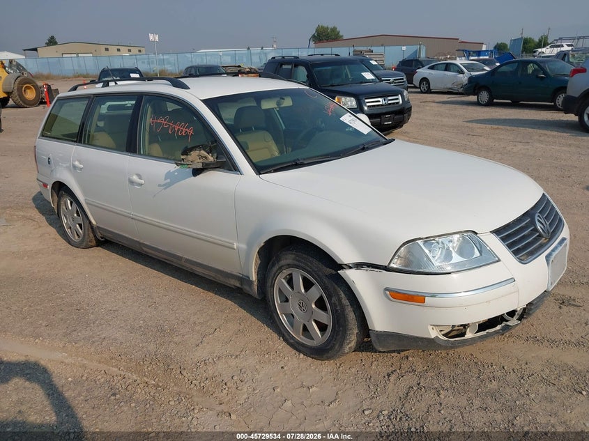 2004 Volkswagen Passat VIN WVWND63B34E211213 IAAI salvage auction — FRONT END, Clear (Montana), sold $625 on 2026-08-12 (photo 1)