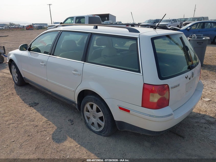2004 Volkswagen Passat VIN WVWND63B34E211213 IAAI salvage auction — FRONT END, Clear (Montana), sold $625 on 2026-08-12 (photo 3)