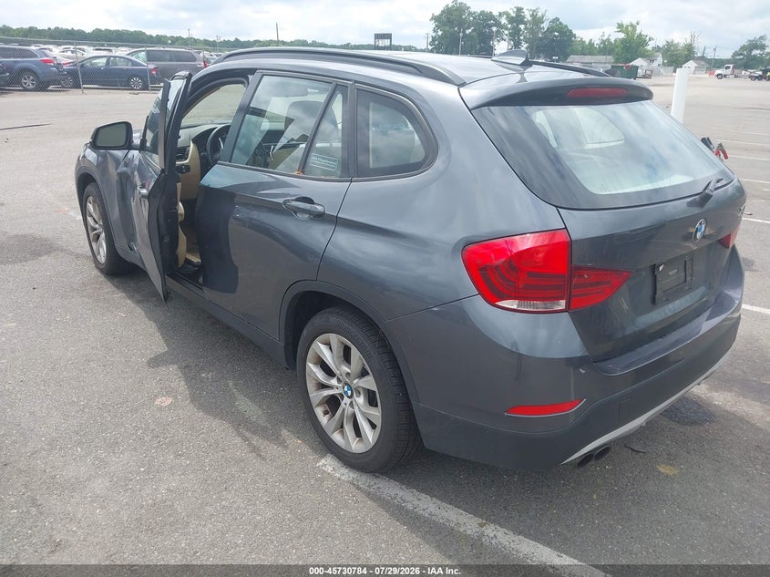 2013 BMW X1 VIN WBAVL1C57DVR85431 IAAI salvage auction — LEFT SIDE, Salvage Title, sold $775 on 2026-09-14 (photo 3)
