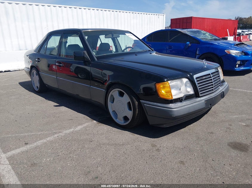 1994 Mercedes-benz E-class VIN WDBEA34E4RC127824 — IAAI salvage auction photo