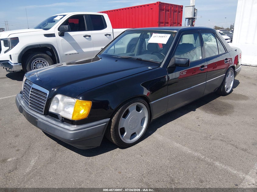 1994 Mercedes-benz E-class VIN WDBEA34E4RC127824 IAAI salvage auction — NORMAL WEAR, Salvage Title - Dealer (California), sold $9,000 on 2026-08-13 (photo 2)