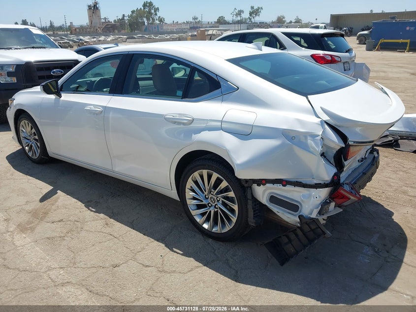 2023 Lexus ES VIN 58AFA1C11PU033405 IAAI salvage auction — FRONT & REAR, Salvage Title, sold $11,850 on 2026-09-16 (photo 3)