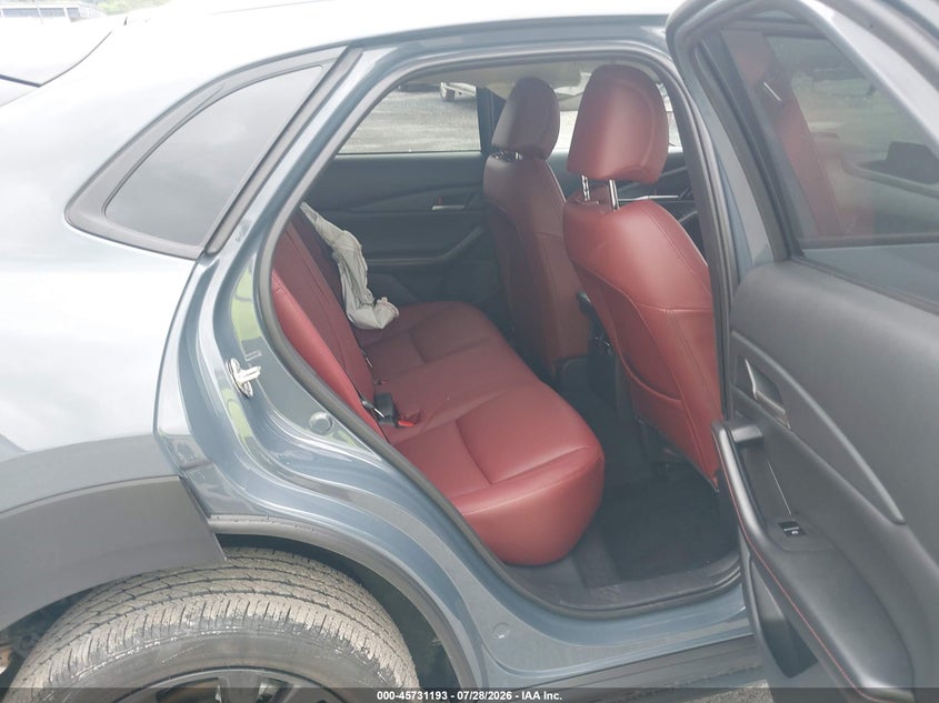 2026 Mazda Cx-30 VIN 3MVDMBCL0TM147216 IAAI salvage auction — SIDE, Salvage Title, sold $9,200 on 2026-08-29 (photo 8)