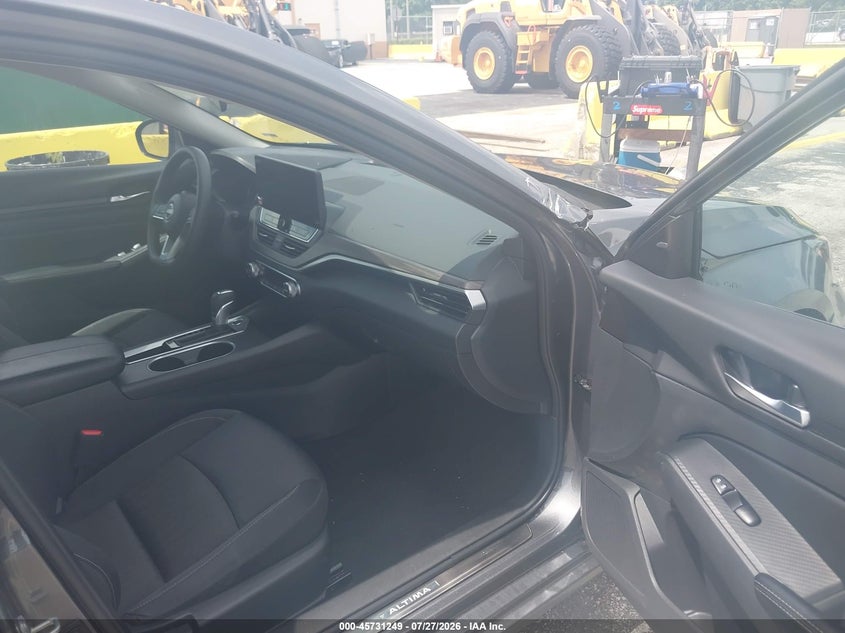 2025 Nissan Altima VIN 1N4BL4DV0SN362192 IAAI salvage auction — RIGHT SIDE, Enterprise Vehicles Clear Only (Florida), sold $13,200 on 2026-07-30 (photo 5)